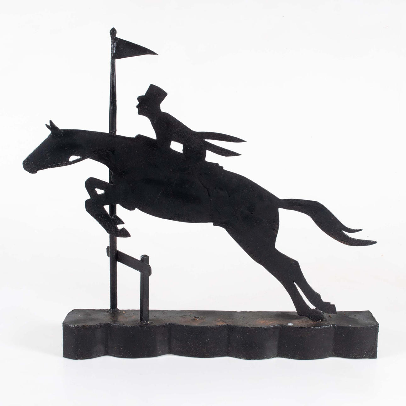 SKYLT/GÅRDSKYLT. "RYTTARTÄVLINGAR PÅGÅR".