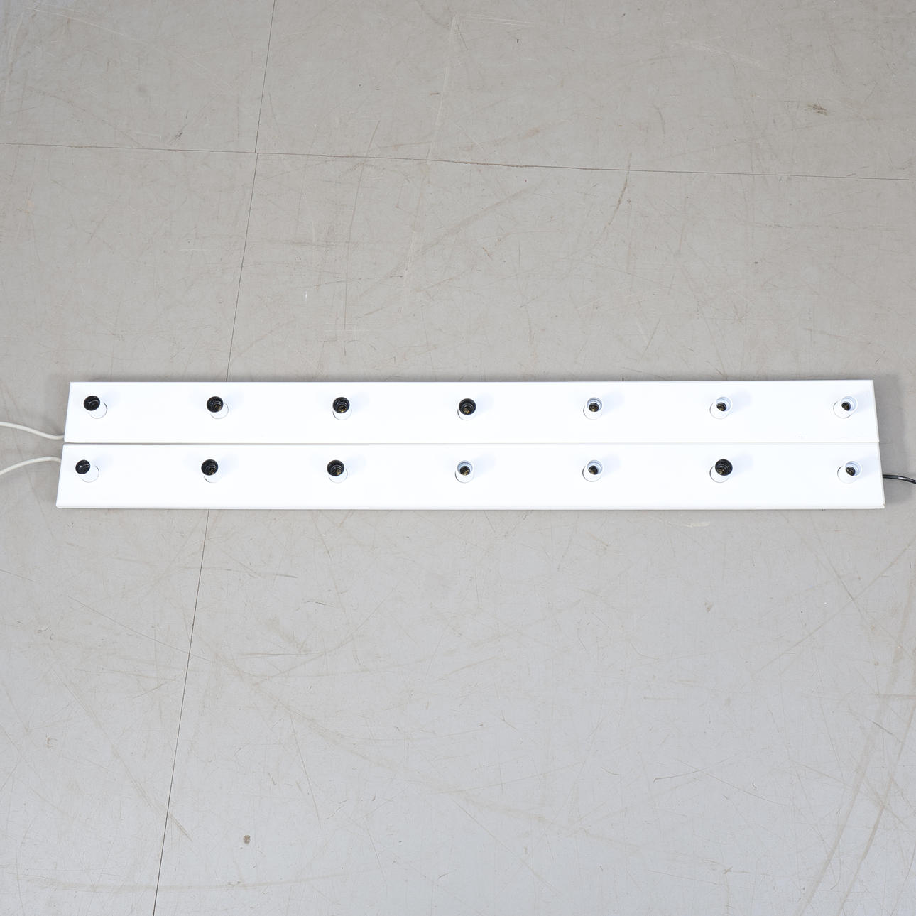 LJUSPANELER, ett par, samtida.