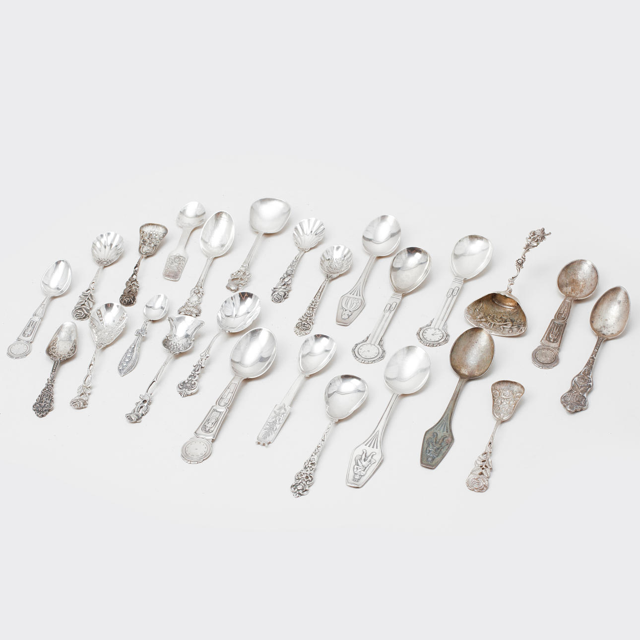 SILVER, 25 pieces, weight approx. 500 grams.