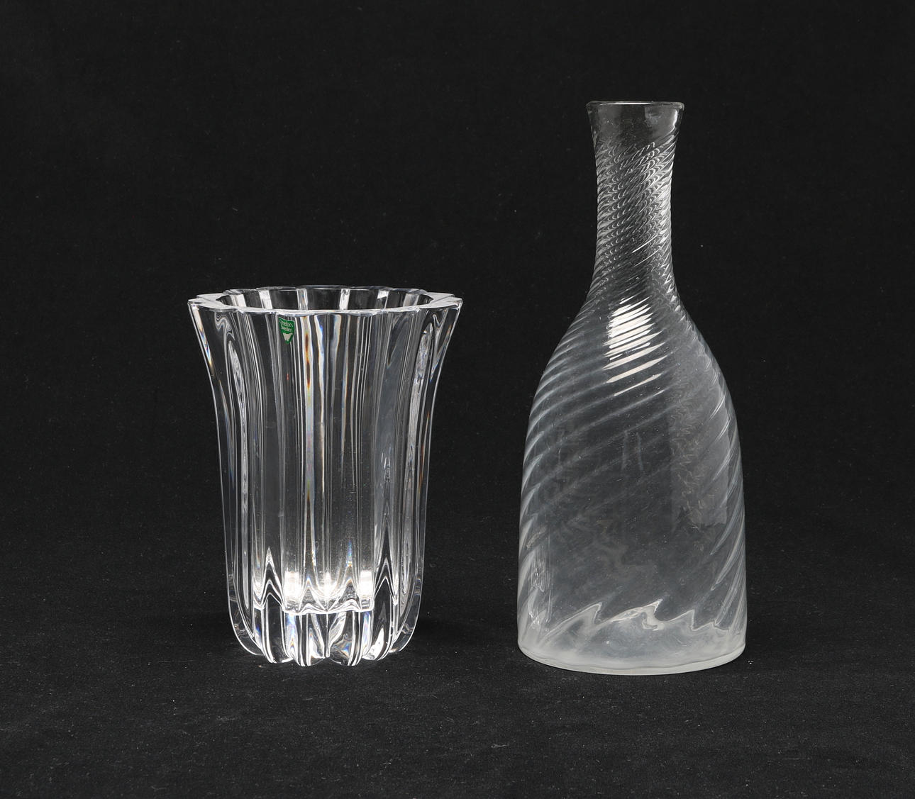 VAS samt KARAFF, glas, 1900-tal.