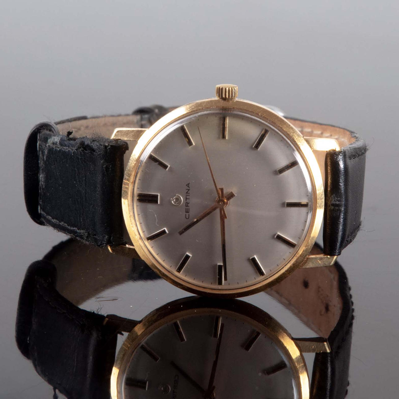 ARMBÅNDSUR, 18K guld, Certina, manuel opvikling.