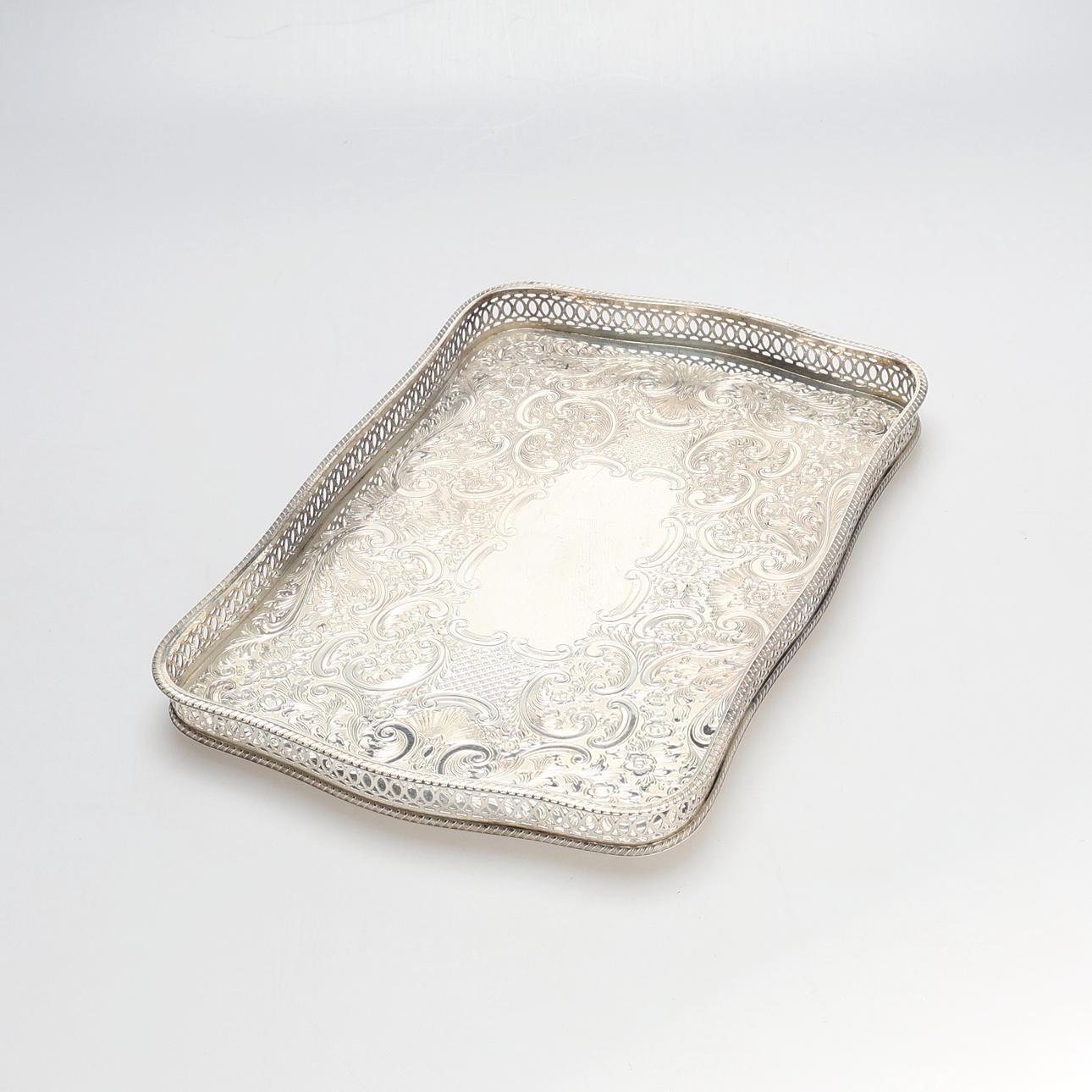 WASHER. Nickel silver, grid edge, England.