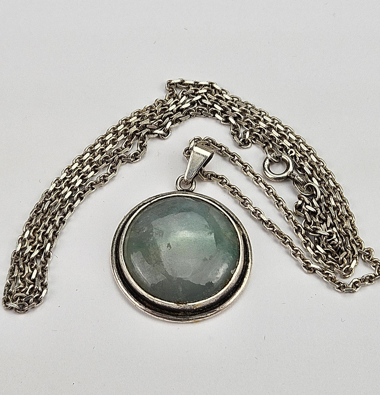 TITA CARLBORG ATELJE. Hänge, silver, med sten, Mjölby 1986 och ...