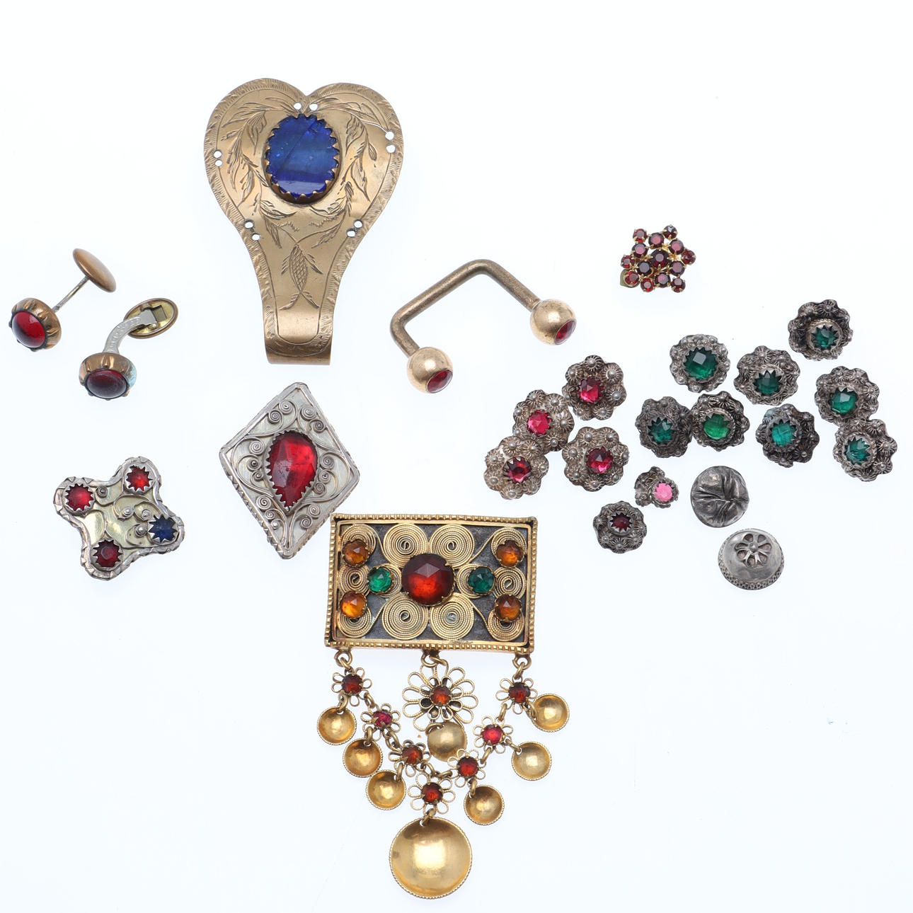 KOSTUMESMYKKER, parti, delvis sølv.