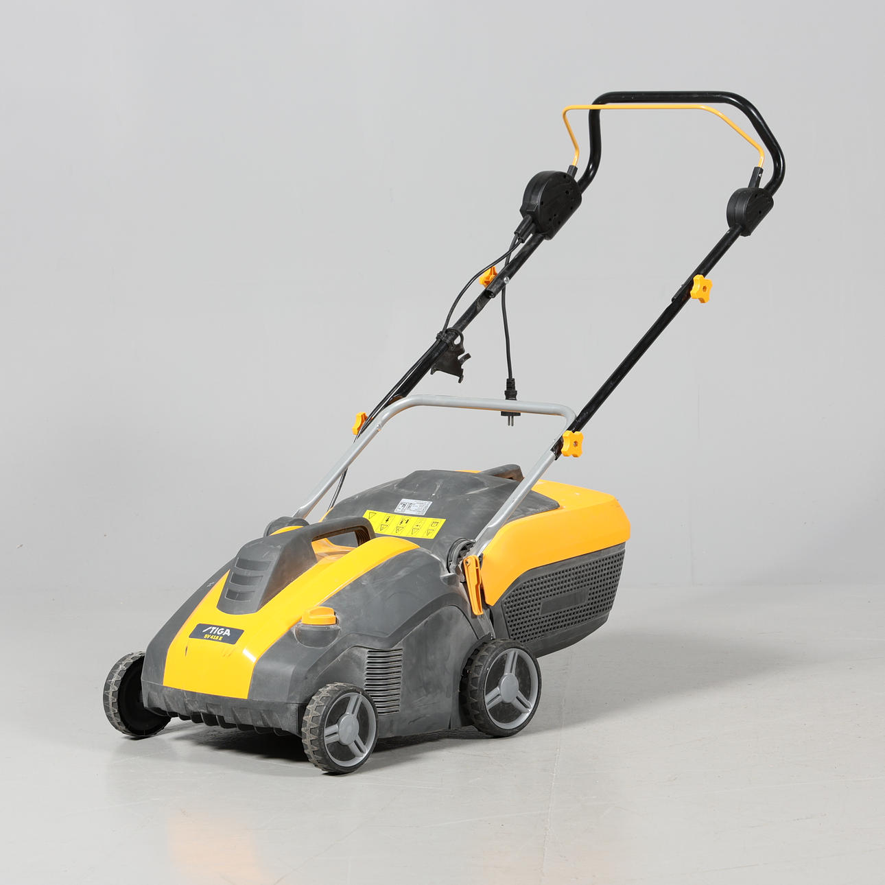 LAWN MOWER, Stiga SV 415 E.