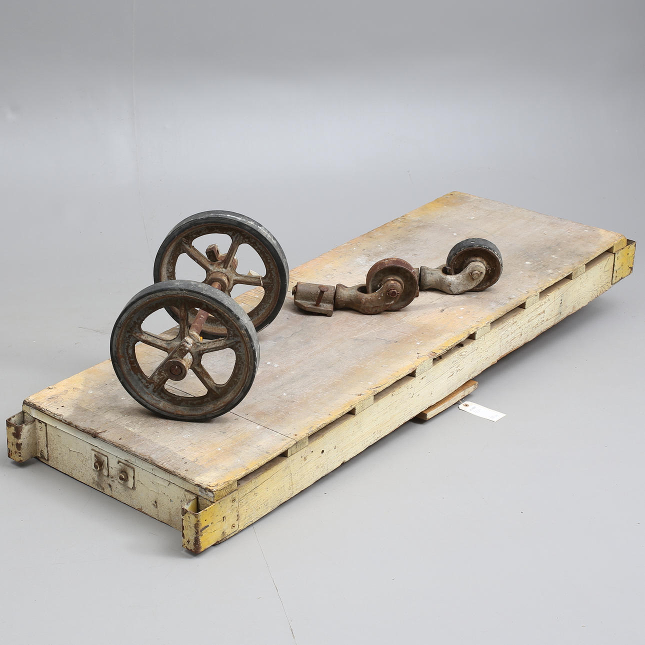 DELAR TILL BORD, industri, 1900-tal.