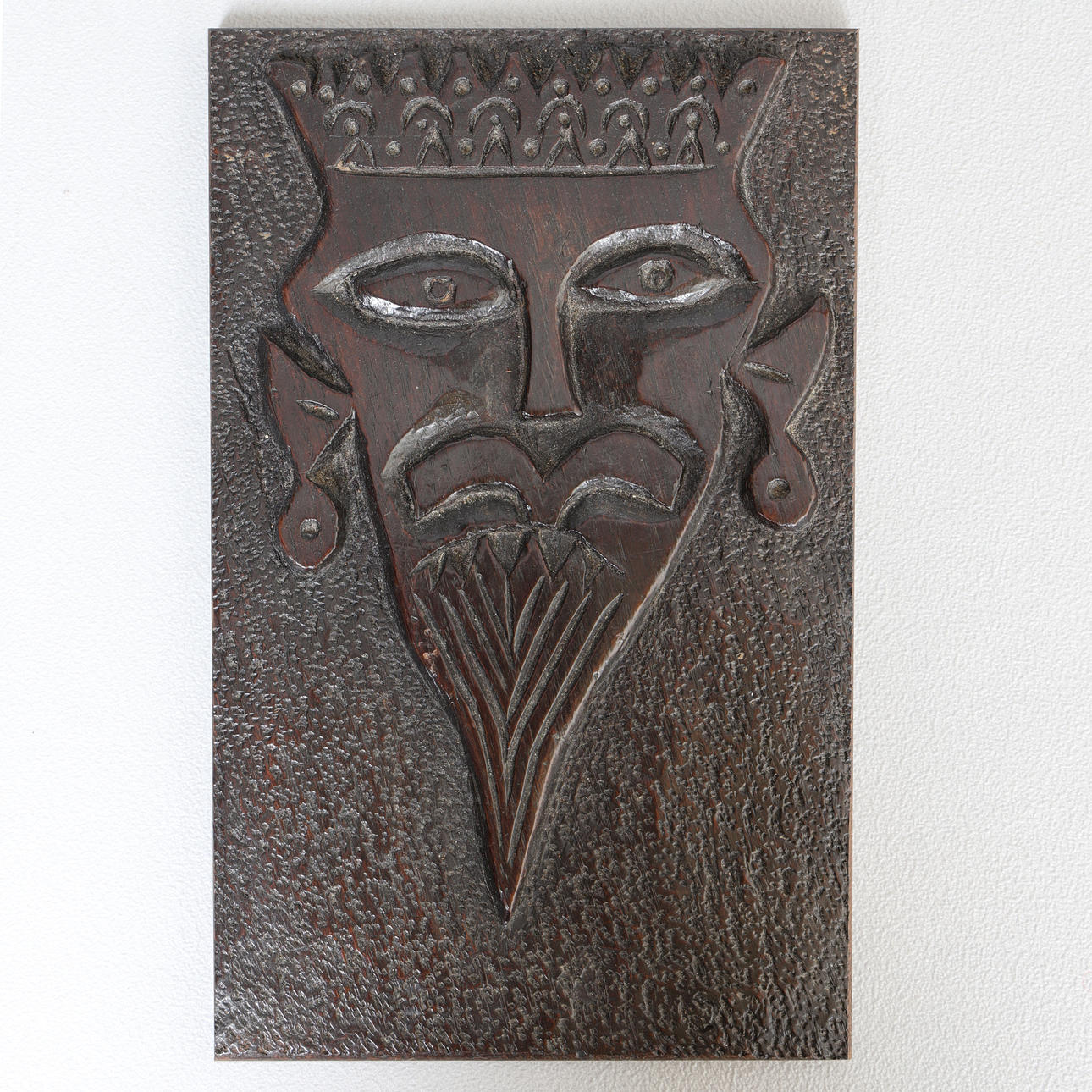 AN 18TH/19TH CENTURY CARVED OAK PANEL.