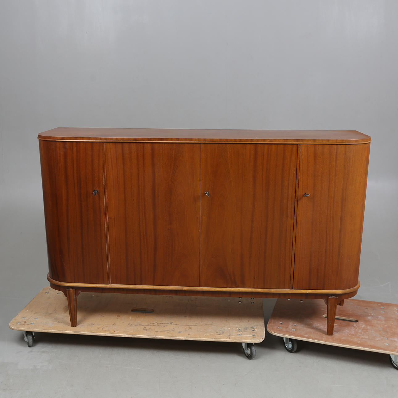 A 1940s/50s sideboard.