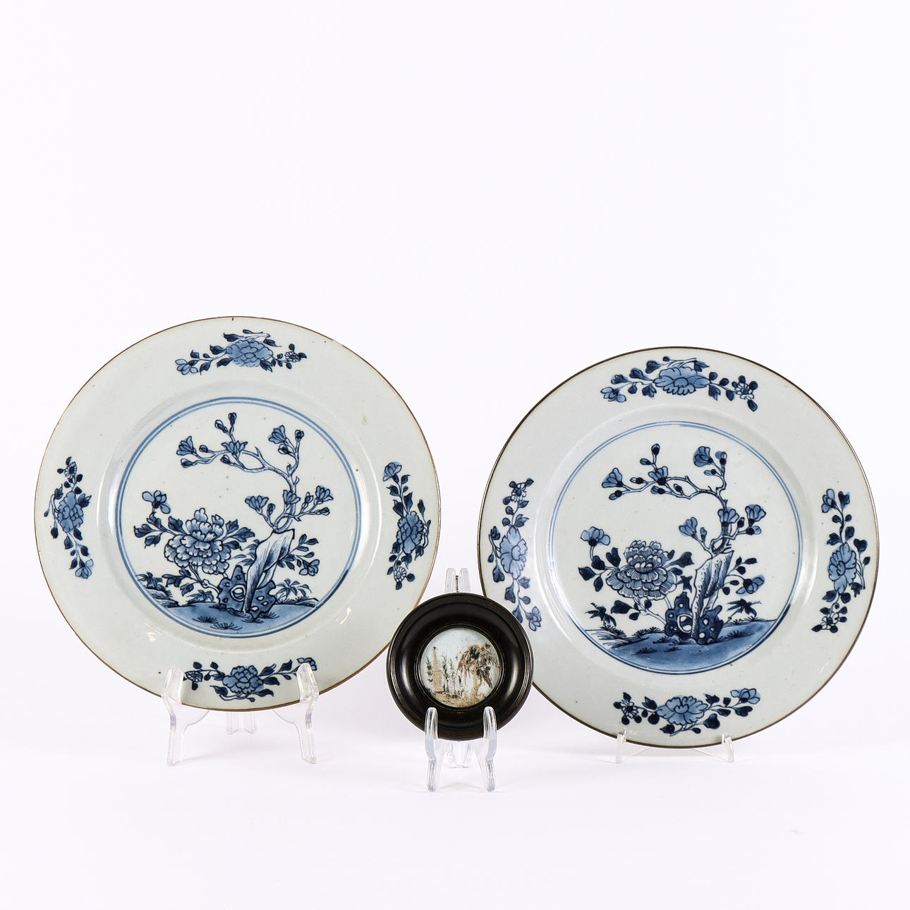 TELLER UND MEDAILLON China, 18. Jahrhundert.