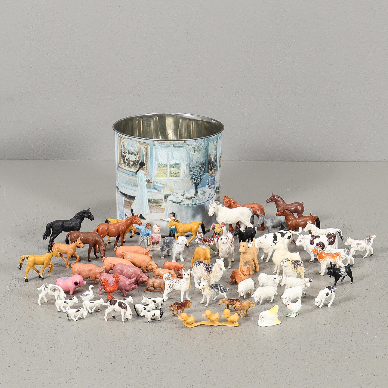 PLASTIC FIGURINES different manufacturers.