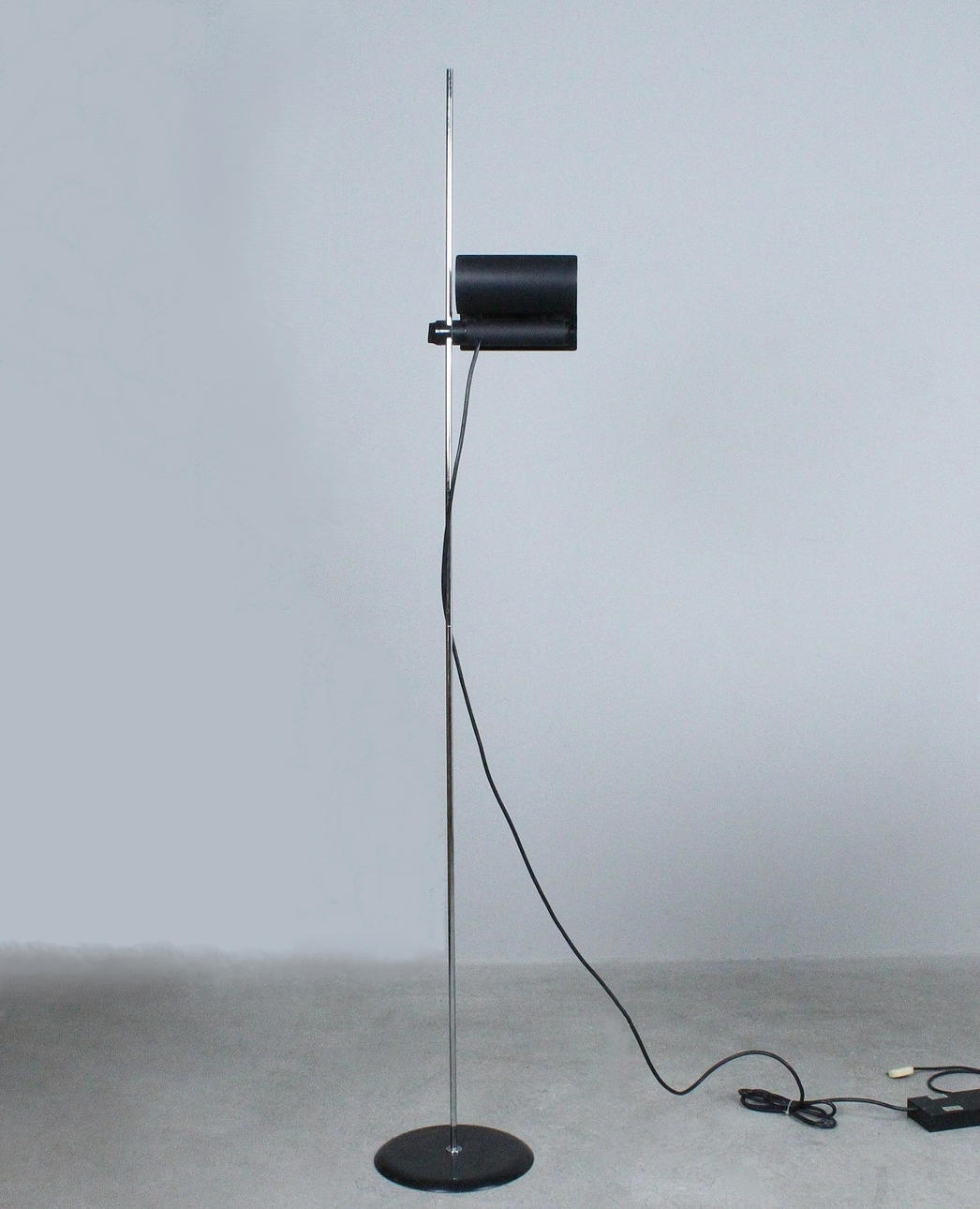 Oluce. Floor lamp, 'Dim' model, Italy, 1970s.