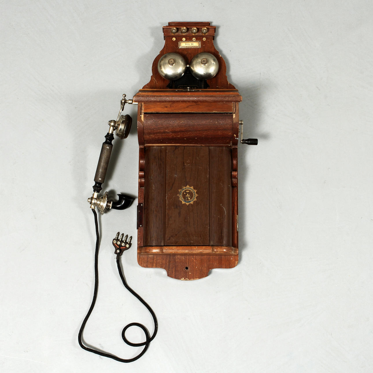 VÄGGTELEFON, L.M. Ericsson & Co Stockholm, 1900-talets första hälft.