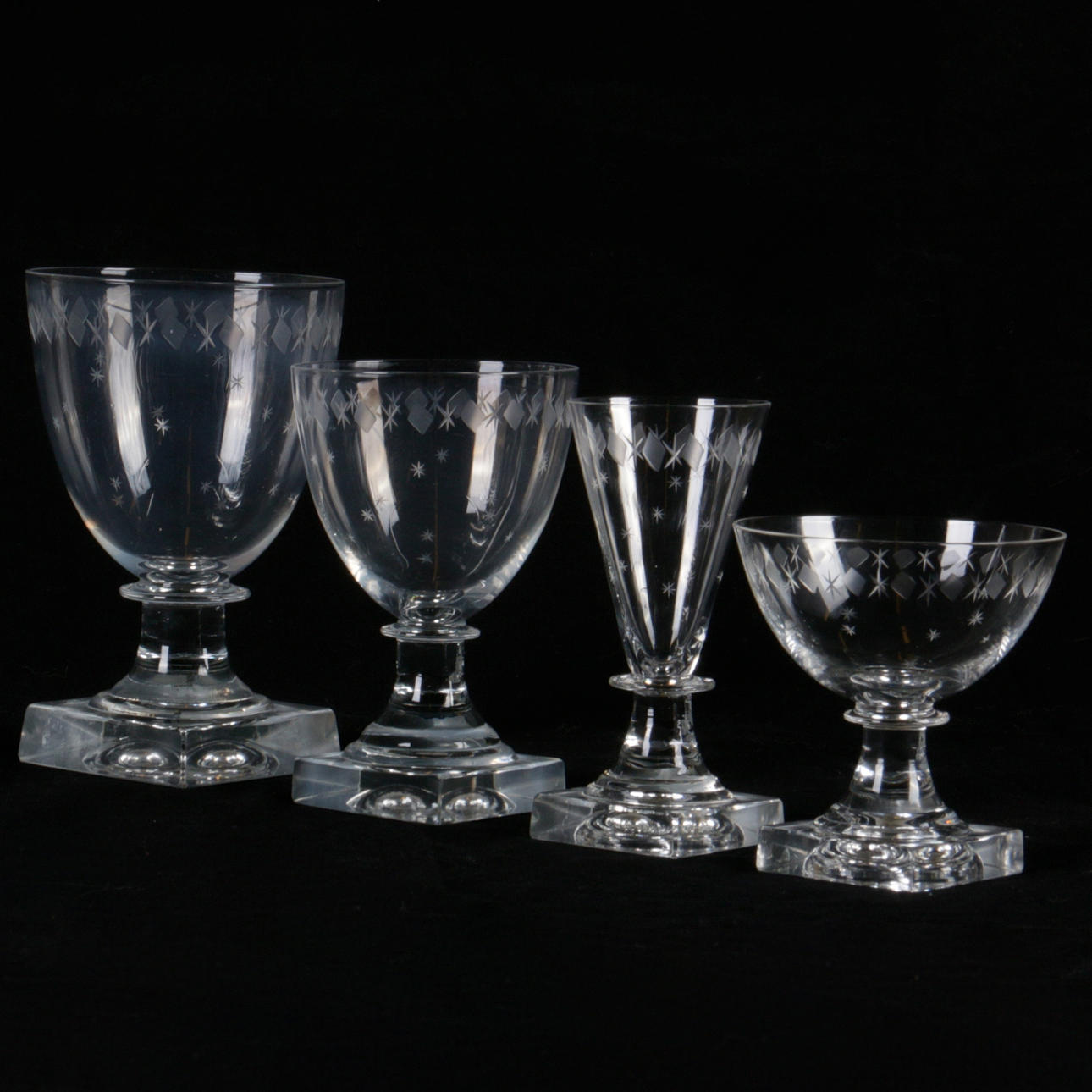 GLASSERVIS, 24 delar, "Thor", Skruf glasbruk, 1900-talets mitt.