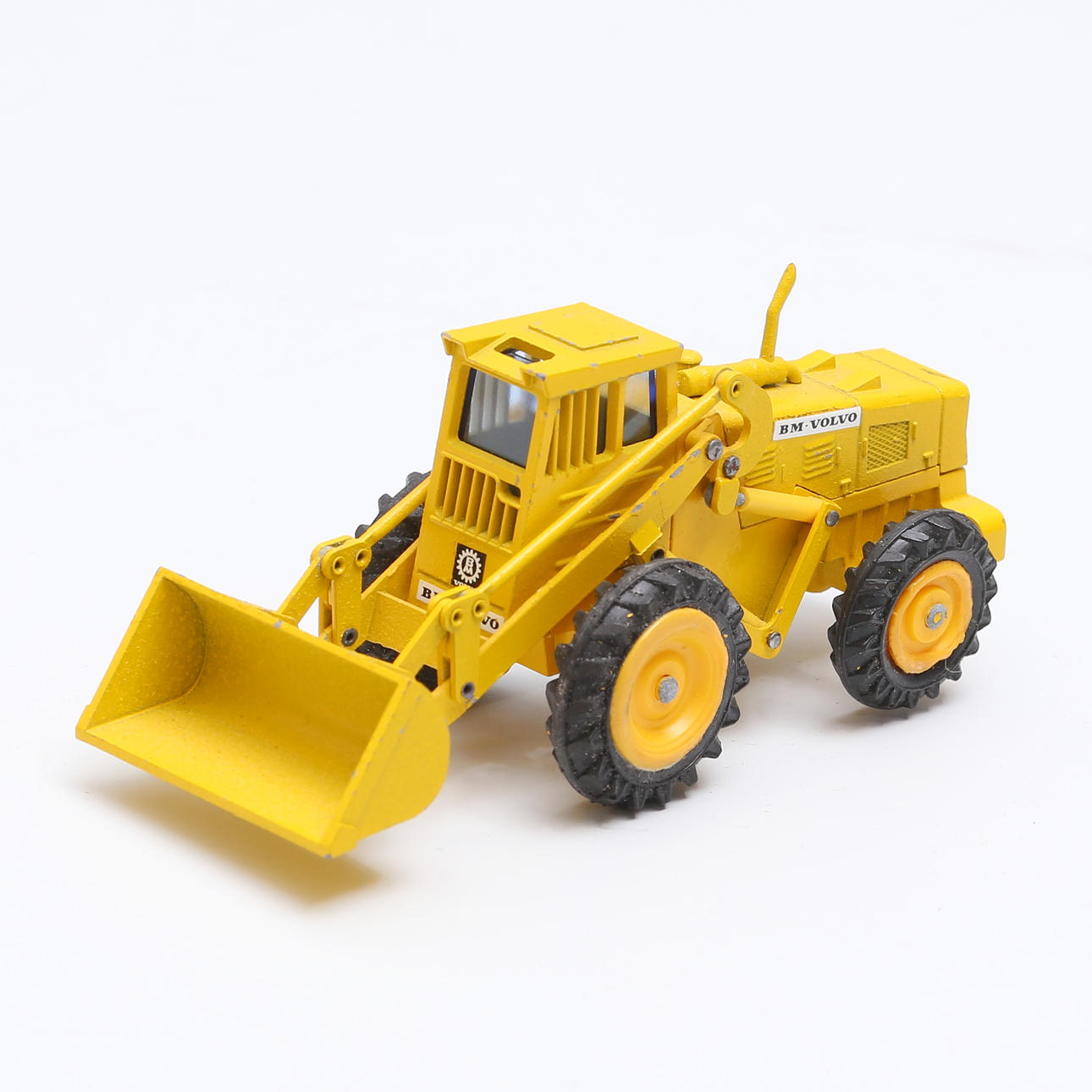 REAR LOADER, NZG model GMBH Volvo BM 840.