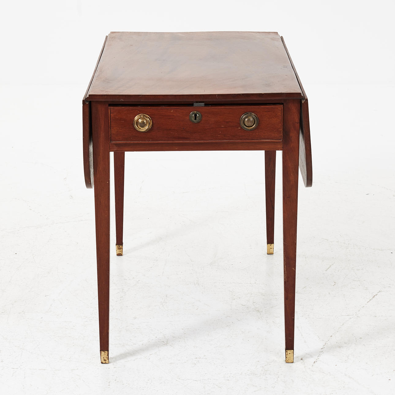 FOLDING TABLE, sk. Penbroke-table, circa 1900.