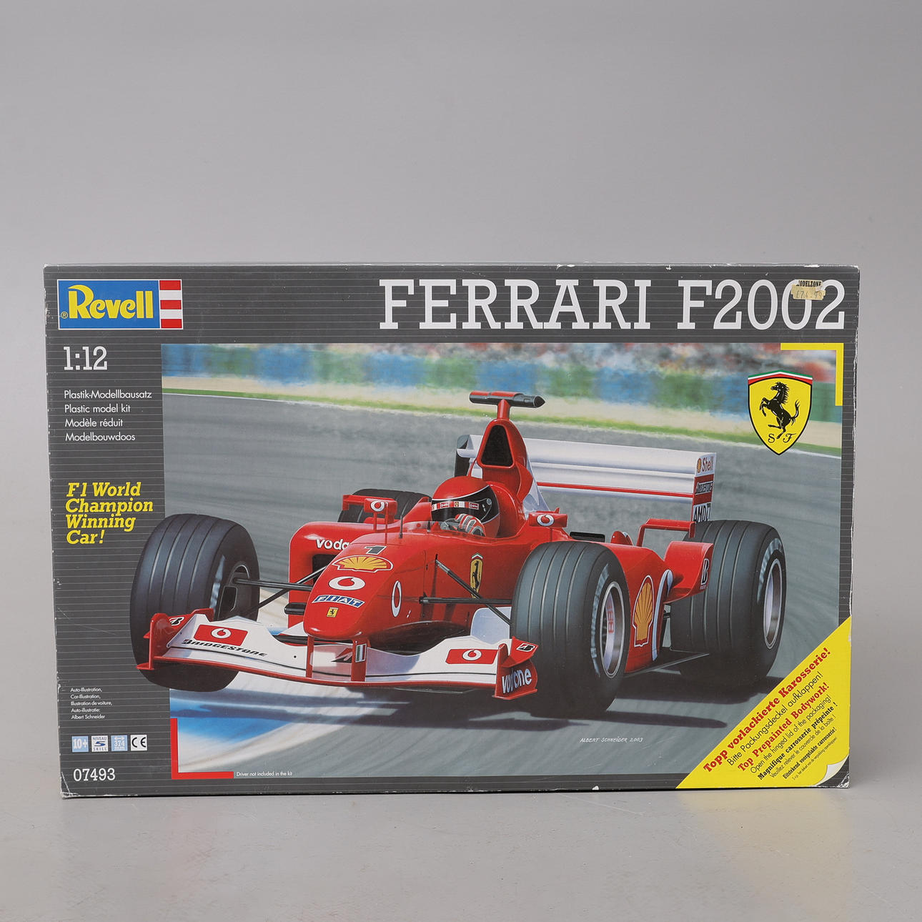 KIT, FERRARI F2002, REVELL, 1:12.