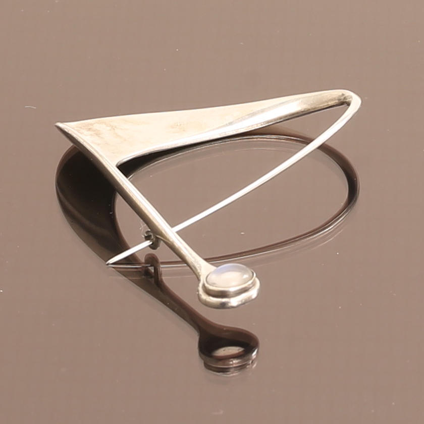 VIVIANNA TORUN BÜLOW-HÜBE. A sterling silver brooch, model 373 for