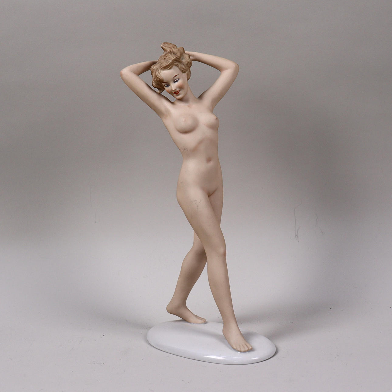 WALLENDORF, Deutschland, Figur, weibliches Modell.