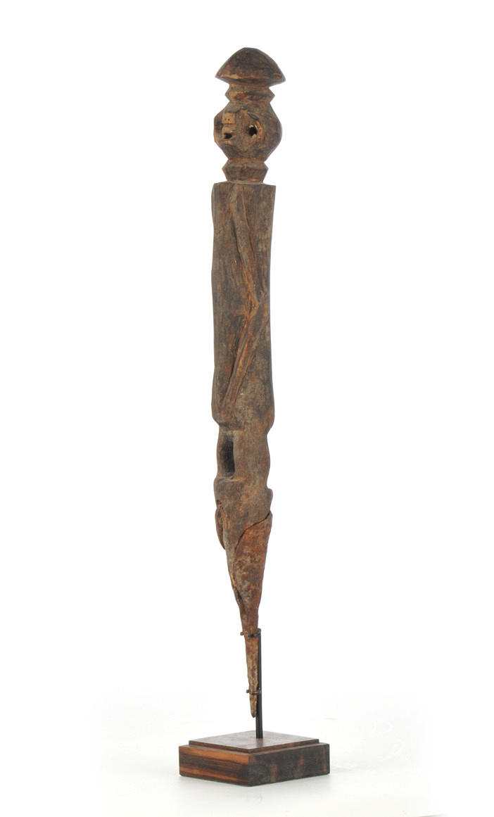 MYTOLOGISK FIGUR. Antagligen en orm gud, afrikansk kultur.