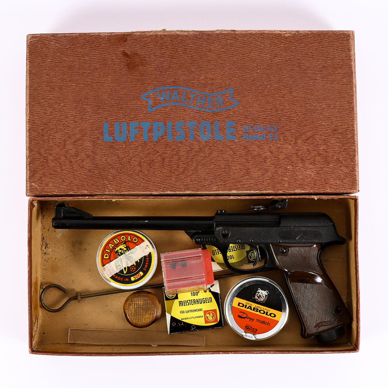 AIR PISTOL Walter Model 53, No. 044128.