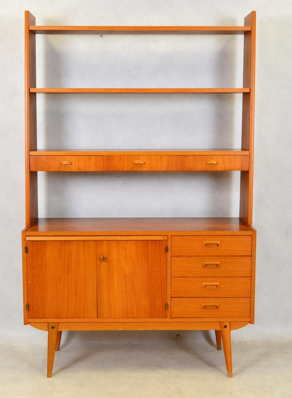 BOKHYLLA med skrivskiva, teak, 1950/60-tal.