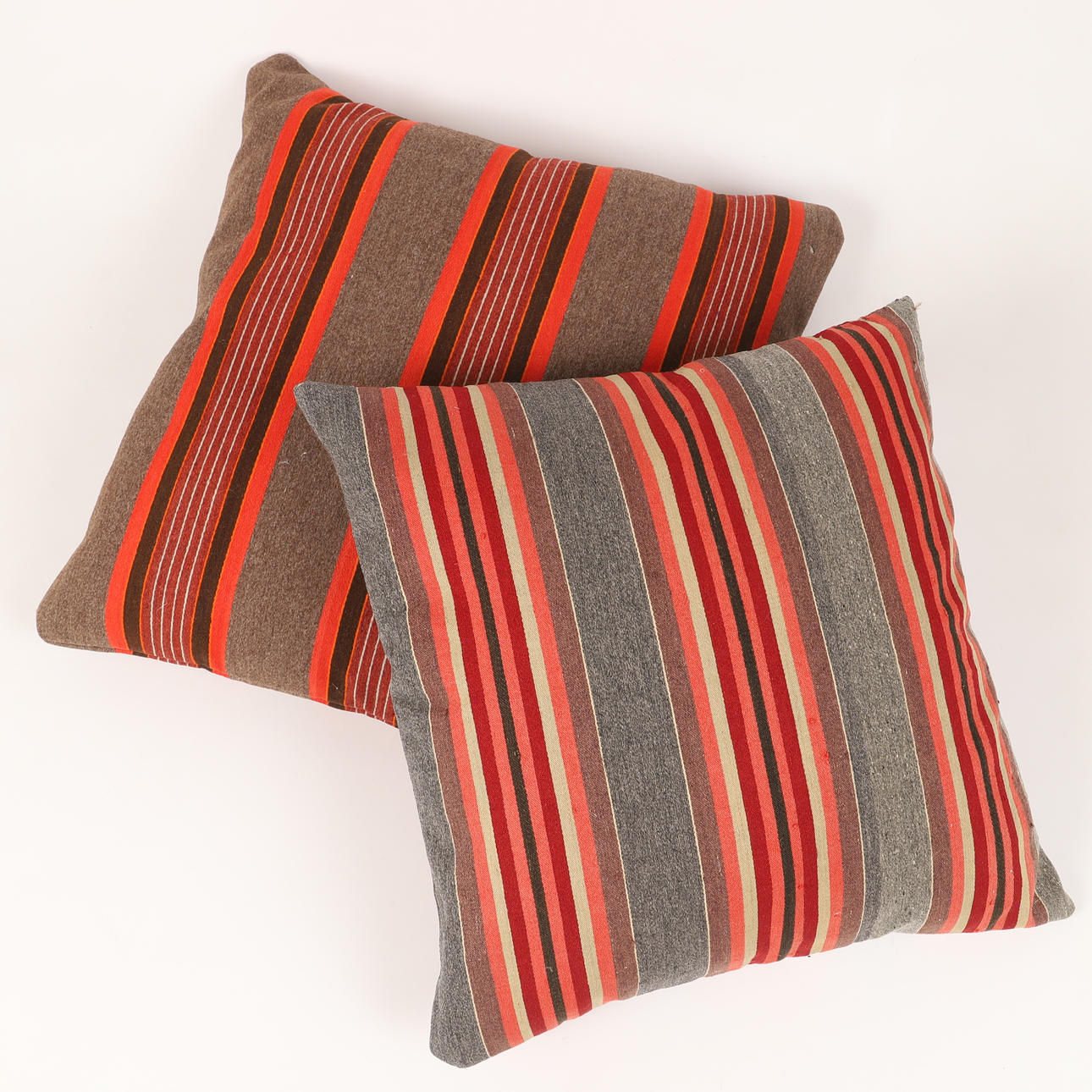 KUDDAR, 2 stycken, allmoge, tidigt 1900-tal.