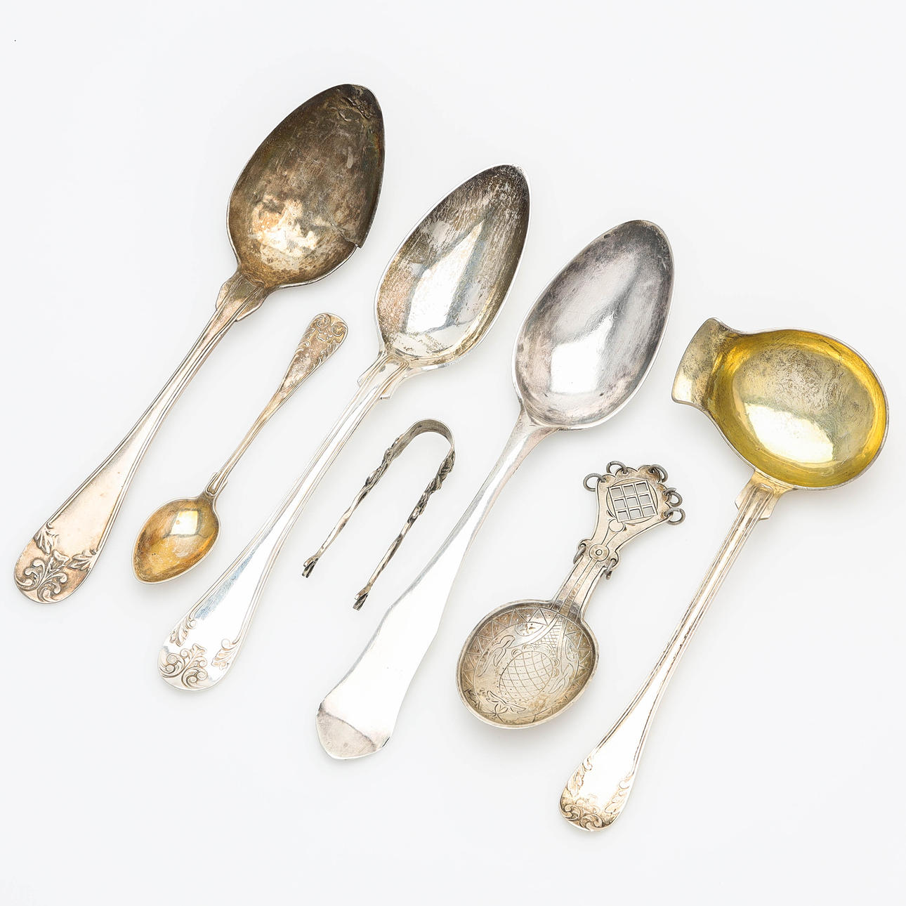 LOT SILVER, 7 Stück, Gewicht 271 Gramm.