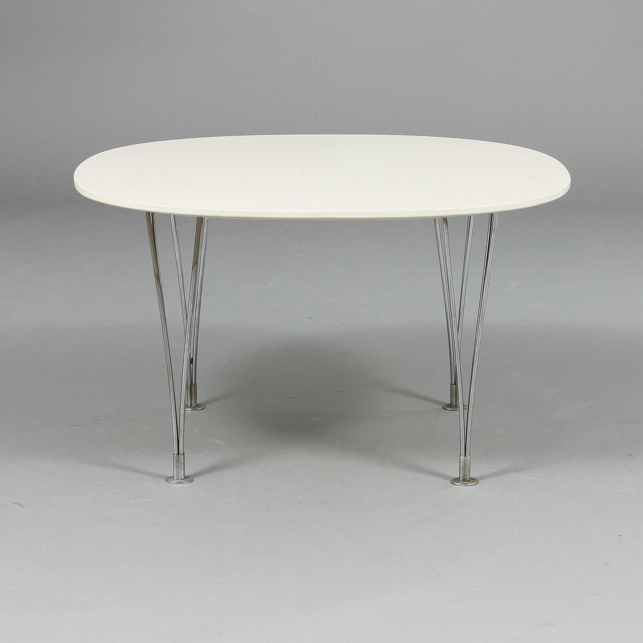 SOFFBORD, "Supercirkel" Bruno Mathsson och Piet Hein för Mathsson International, 1900-tal.