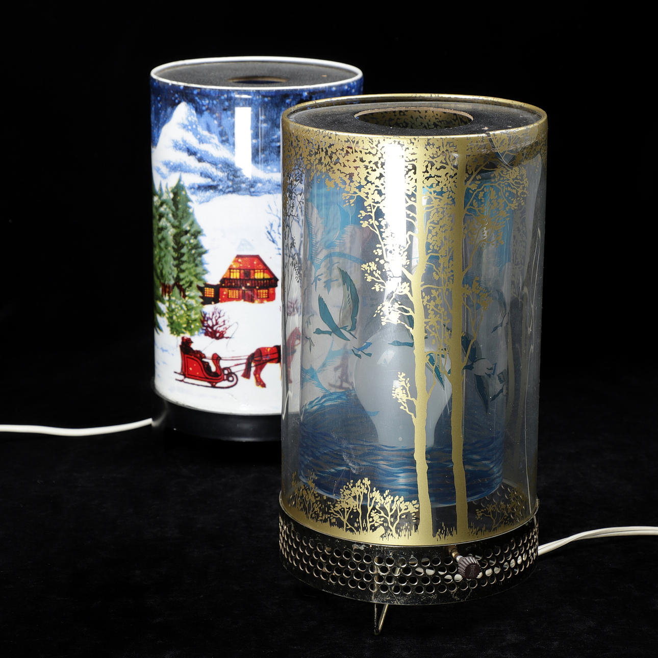 VANDFALDSLAMPER, 2 stk., plast, 1950'er/60'ere.