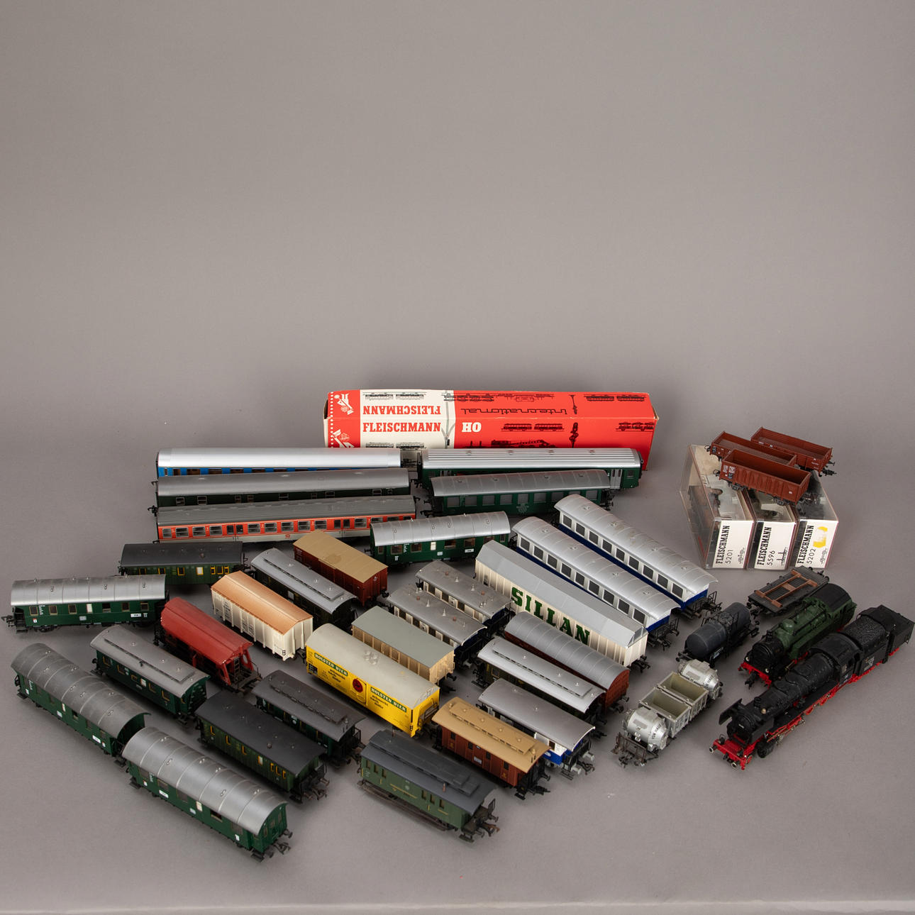 FLEISCHMANN. Model railway collection (ca. 39).