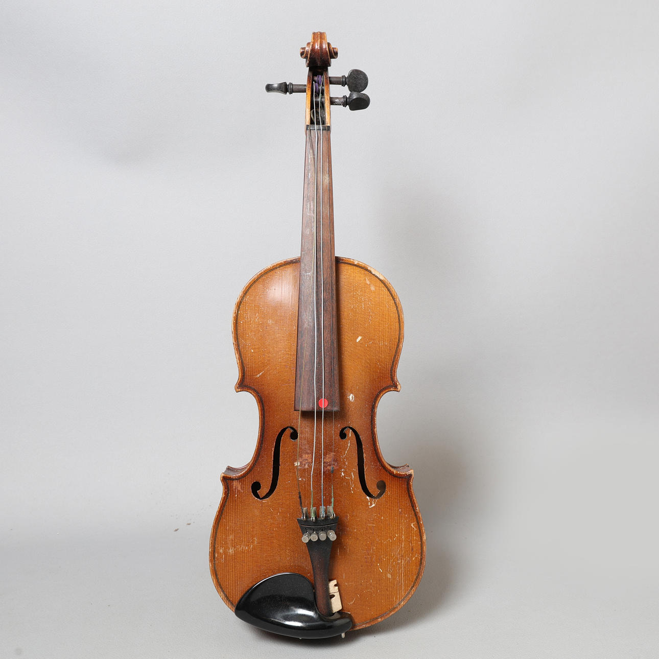 A CZECHOSLOVAKIAN 3/4 VIOLIN.