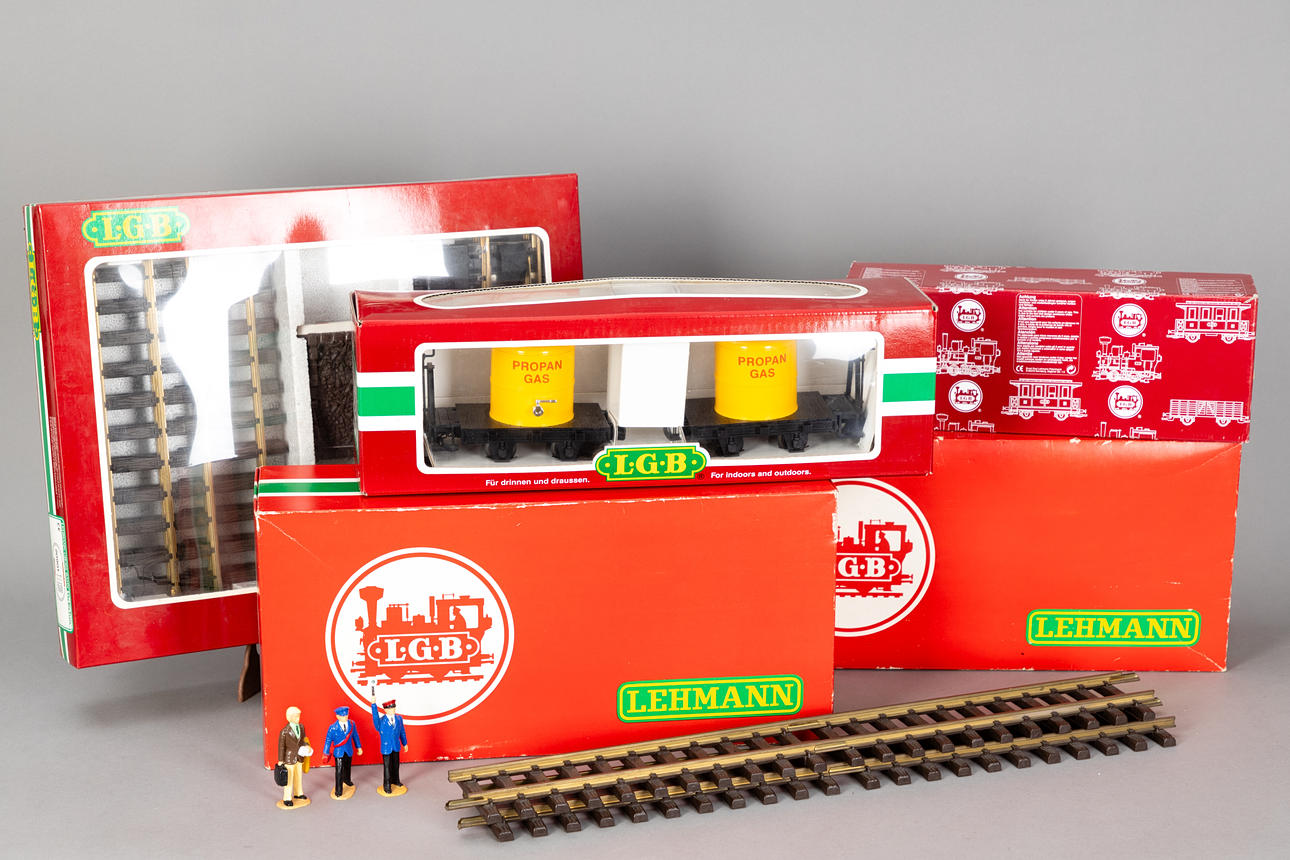 Small collection from LGB, Lehmann-Gross-Bahn: Martini Lok