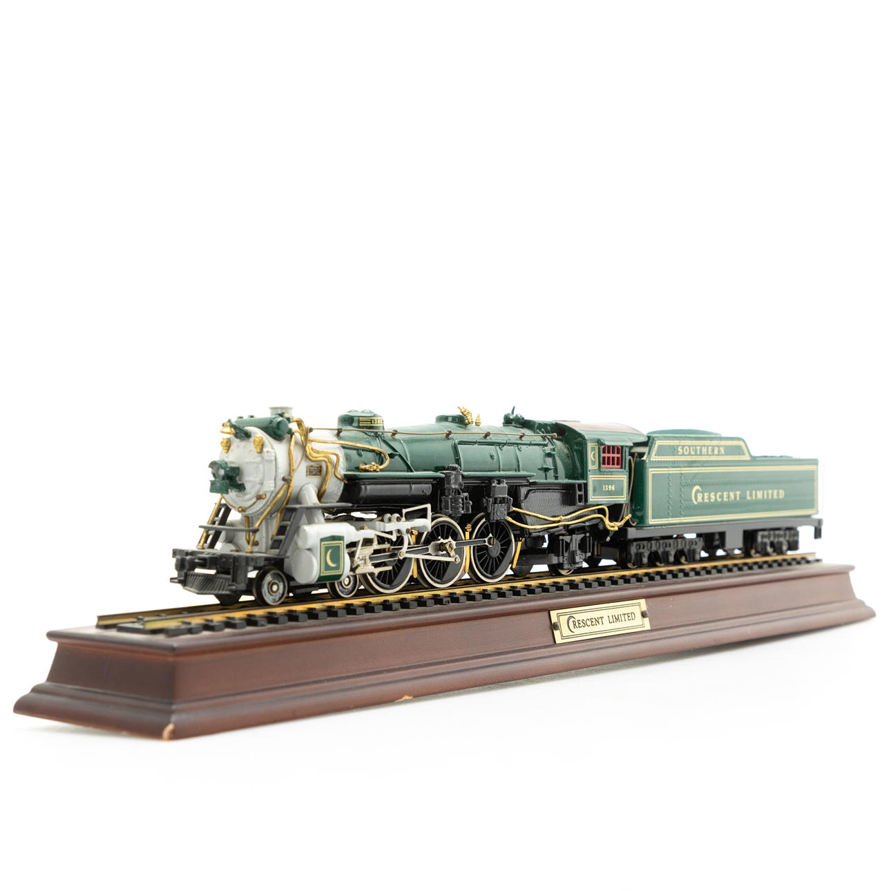 Model of a steam locomotive Southern Crescent Limited 1396/HO