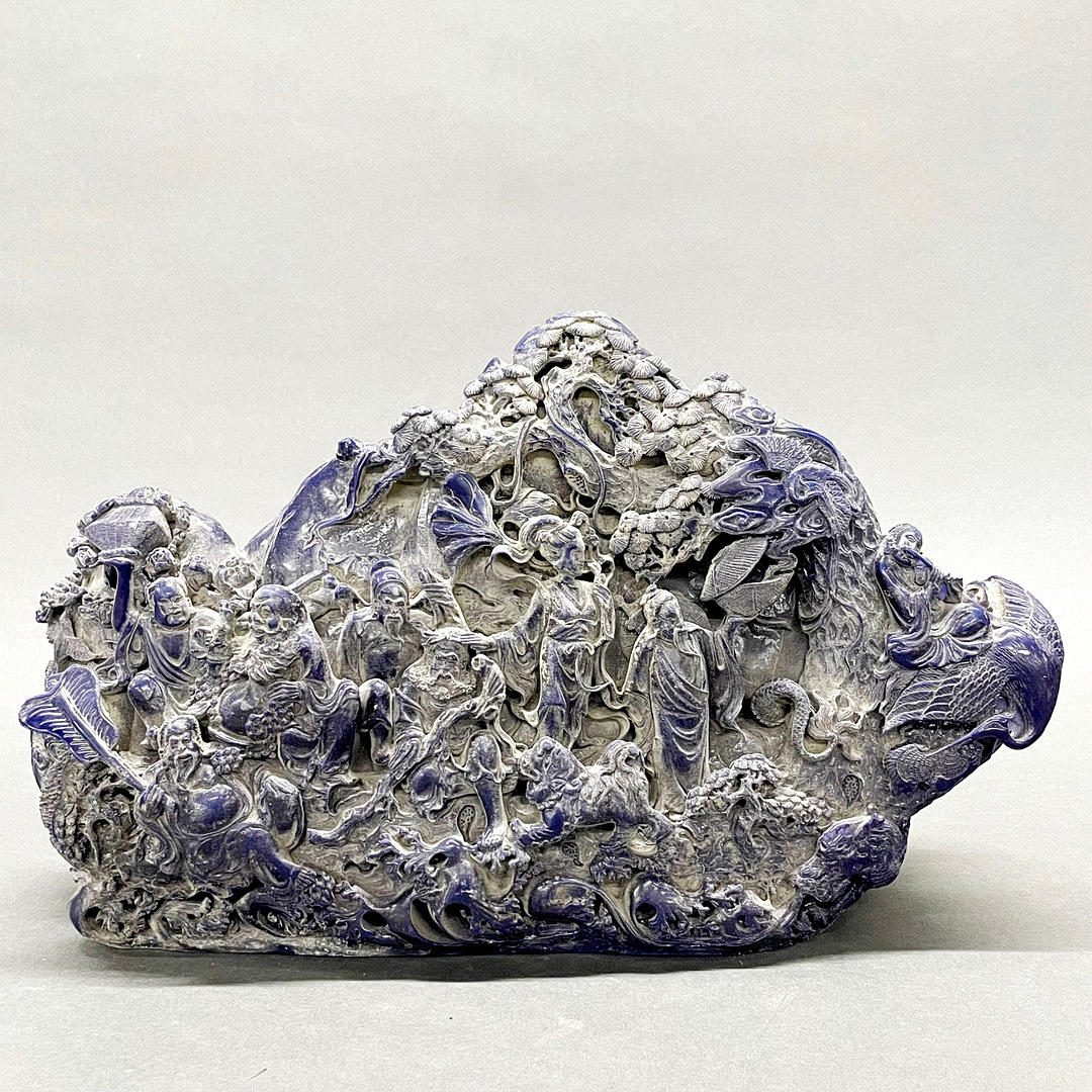 CHINESE RESIN SCULPTURE.