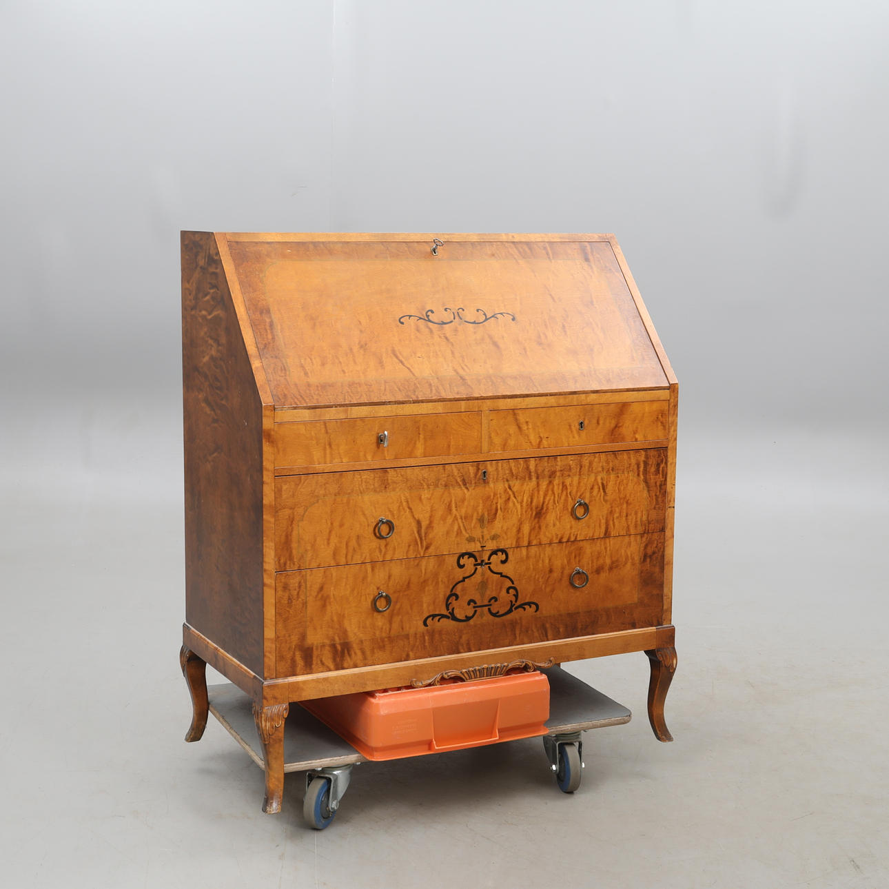 RINTA, vinot, liekkikoivu, 1900-luku.