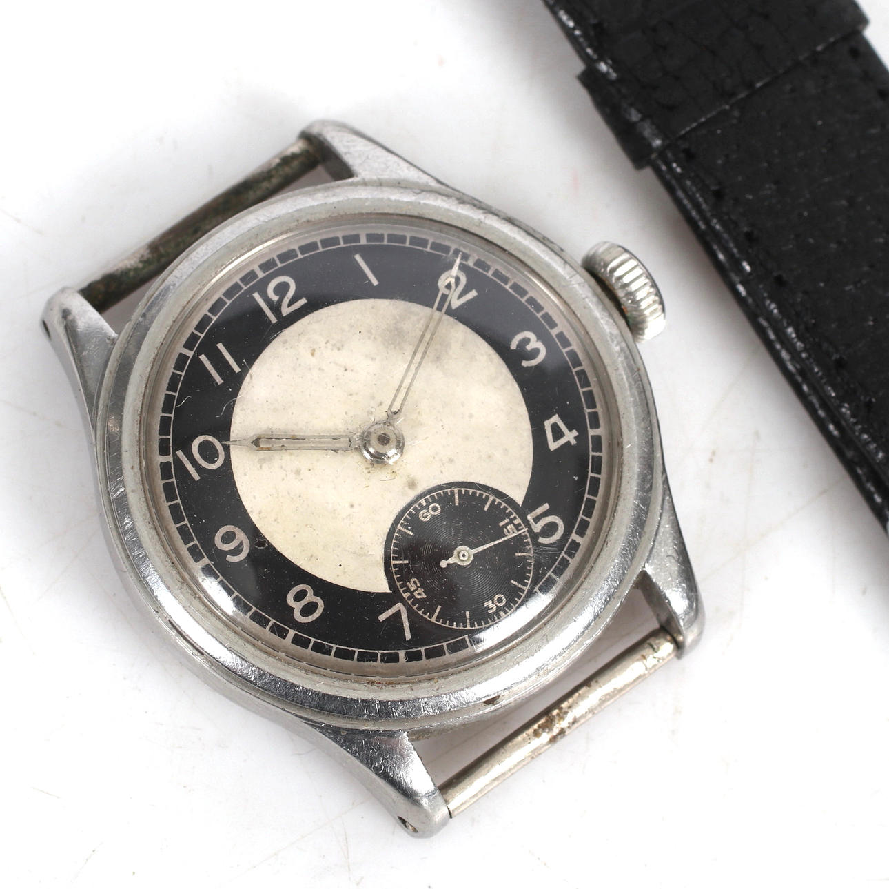 WRISTWATCH, Omega, manual assignment, 30mm, 1944.