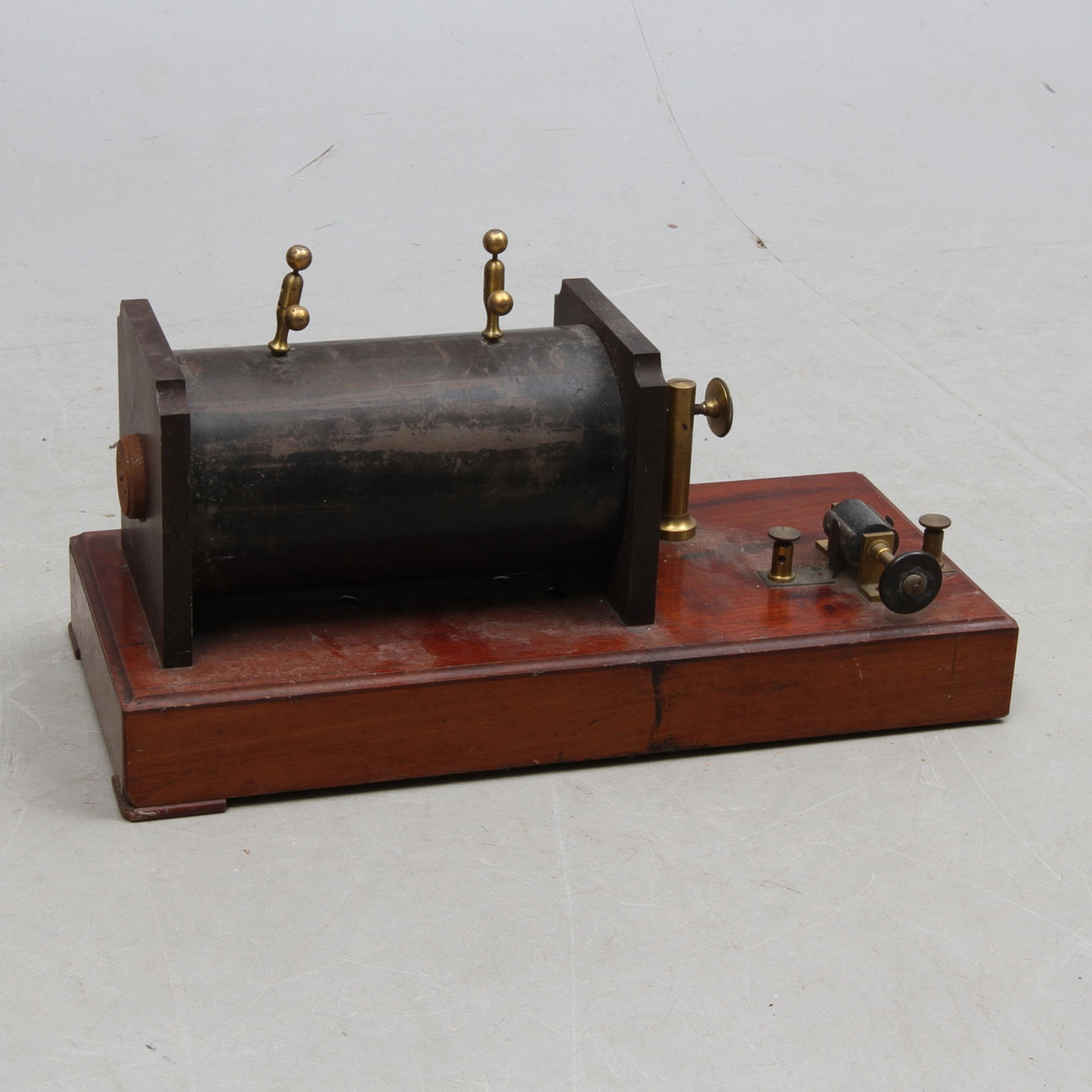 TEKNISKT INSTRUMENT, 1800/1900-tal.