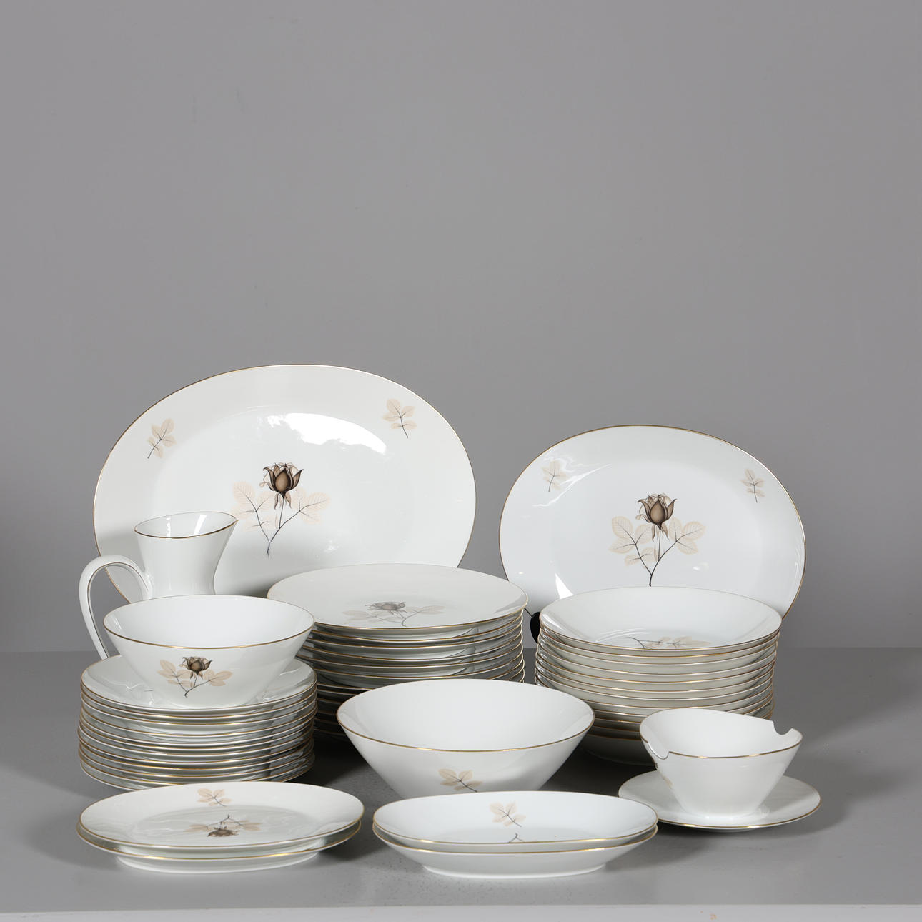 A 46-piece tableware set, “Shadow Rose”, Rosenthal.