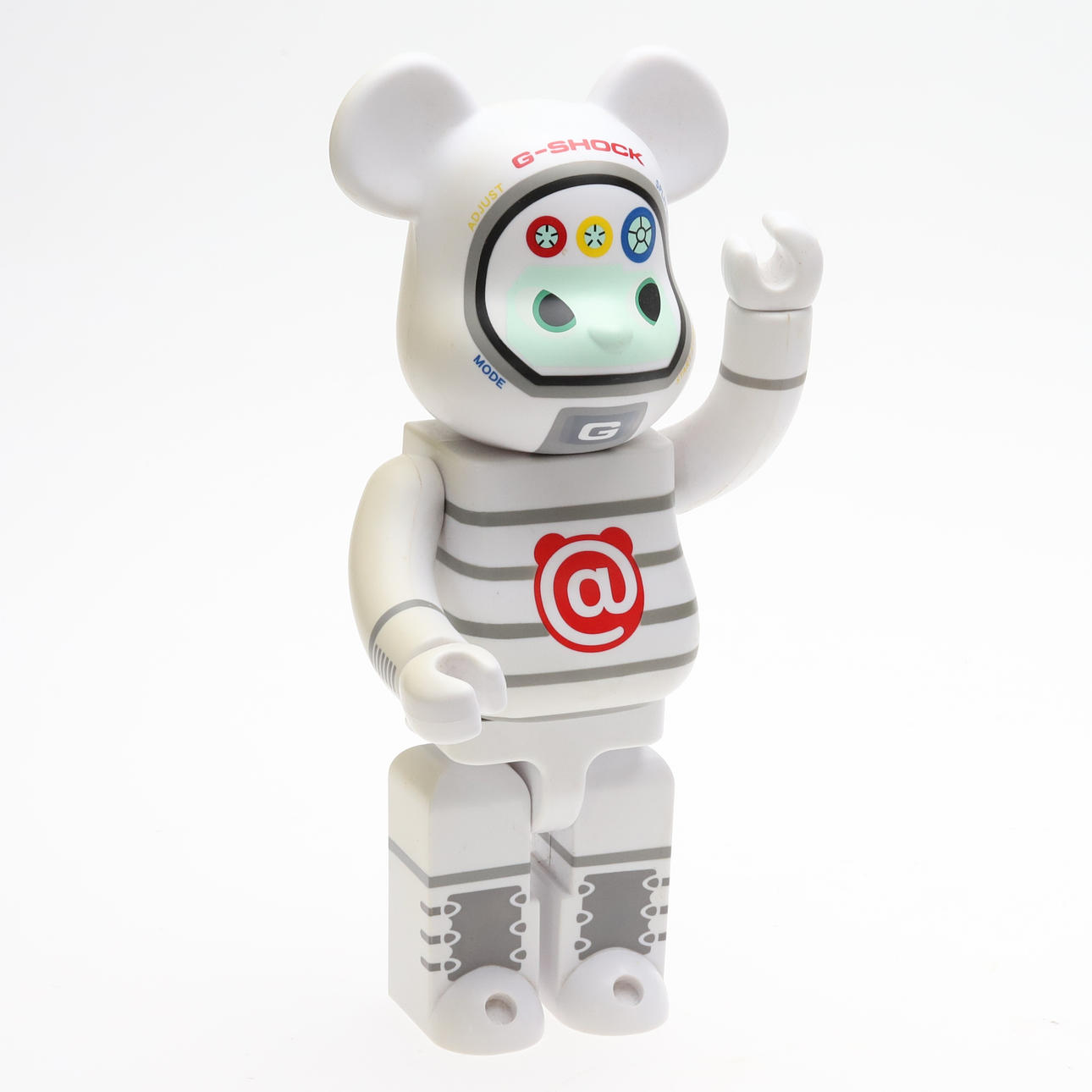 BEARBRICK. G-Shock, G-Shockman -DW6900MT 400%.