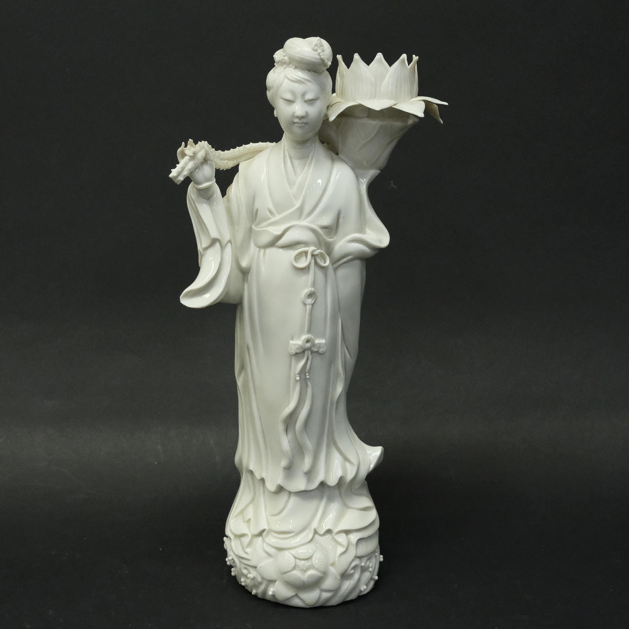 FIGURE, GUANYIN, 20TH CENTURY.