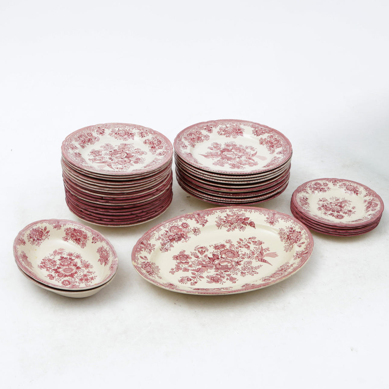 A 36-piece ceramic tableware set, Old Gustavsberg.