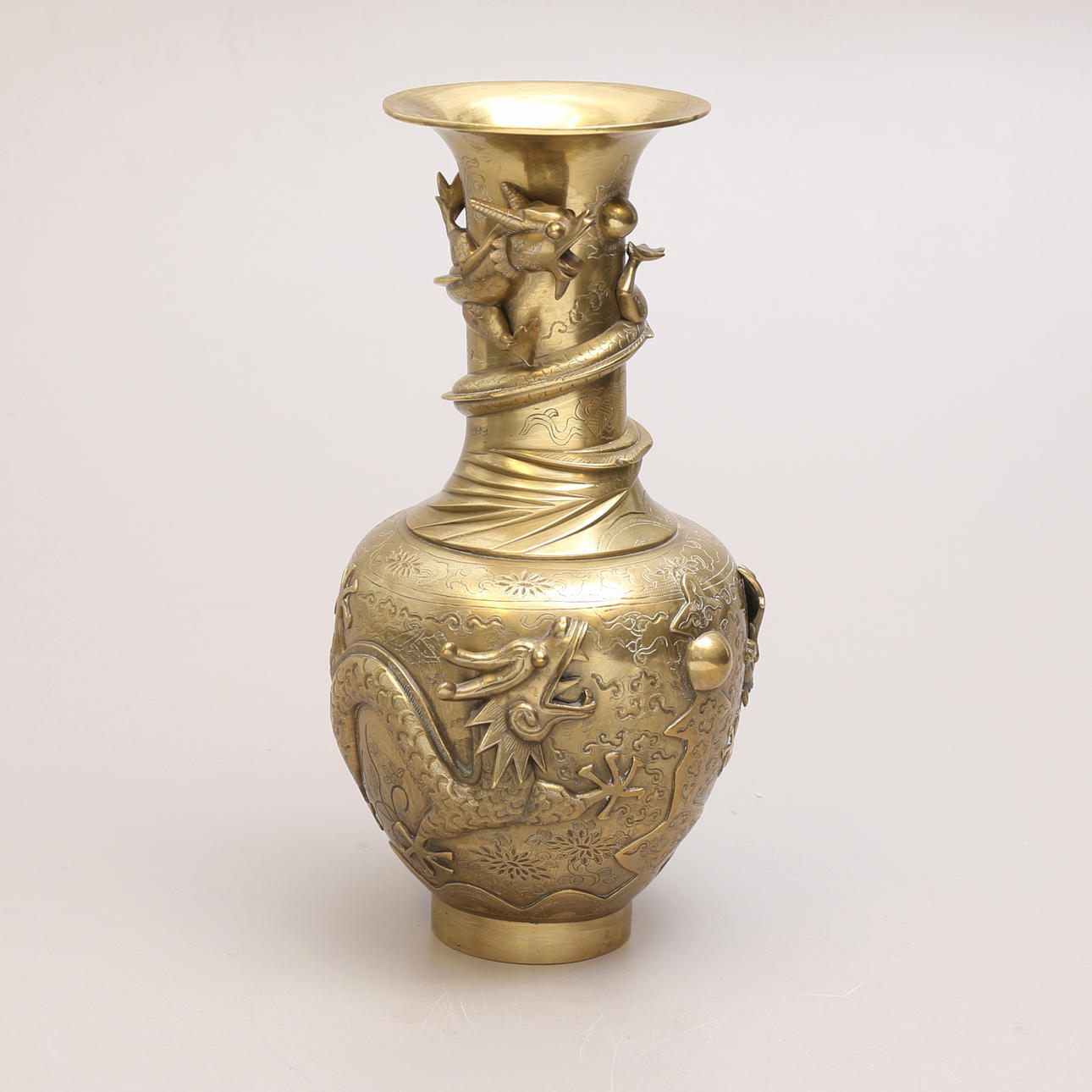 Vase, yellow metal, decor with dragons, China.