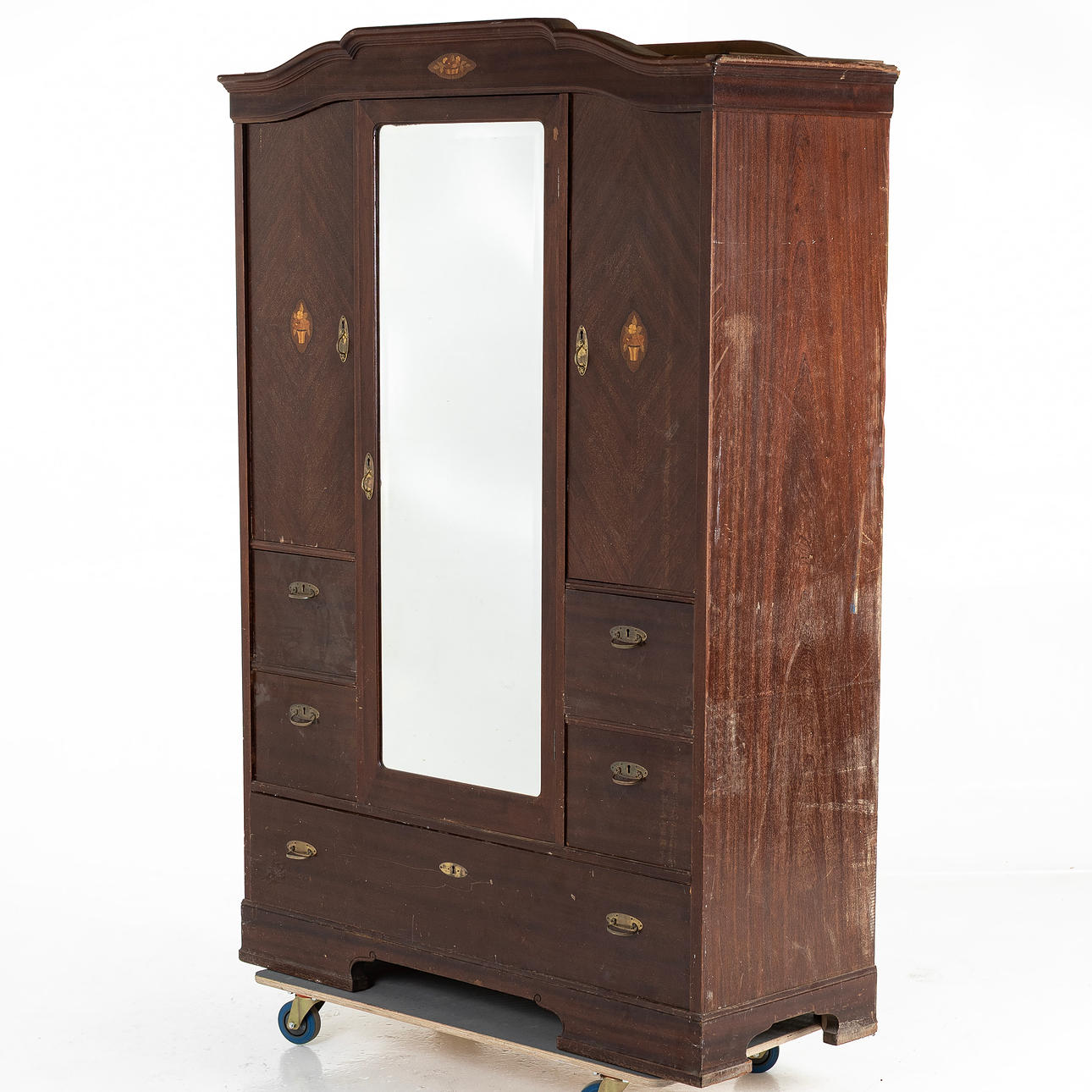 KLÄDSKÅP, ek, jugend, 1900 - talets första hälft.