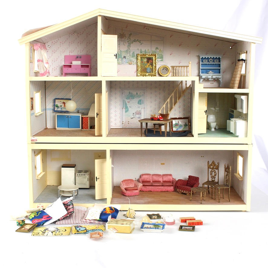 DOLL CABINET, Lundby.