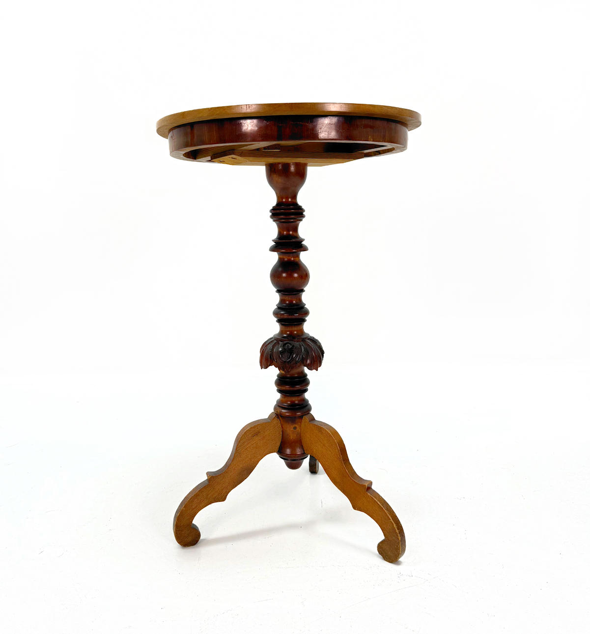 PILLAR TABLE, three legs with ornate pillar.