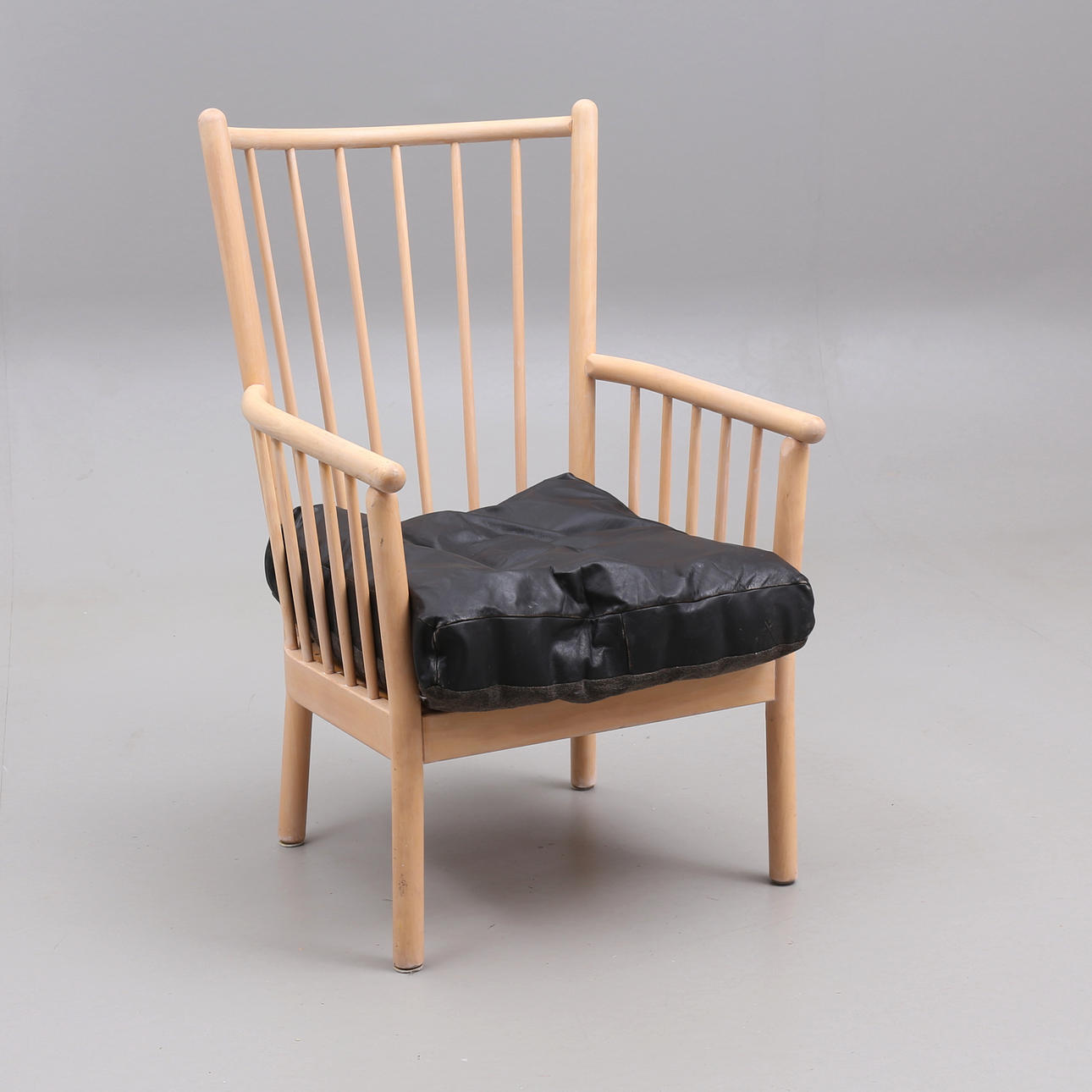 KARMSTOL, Scandiform, 1900/ 2000-tal.