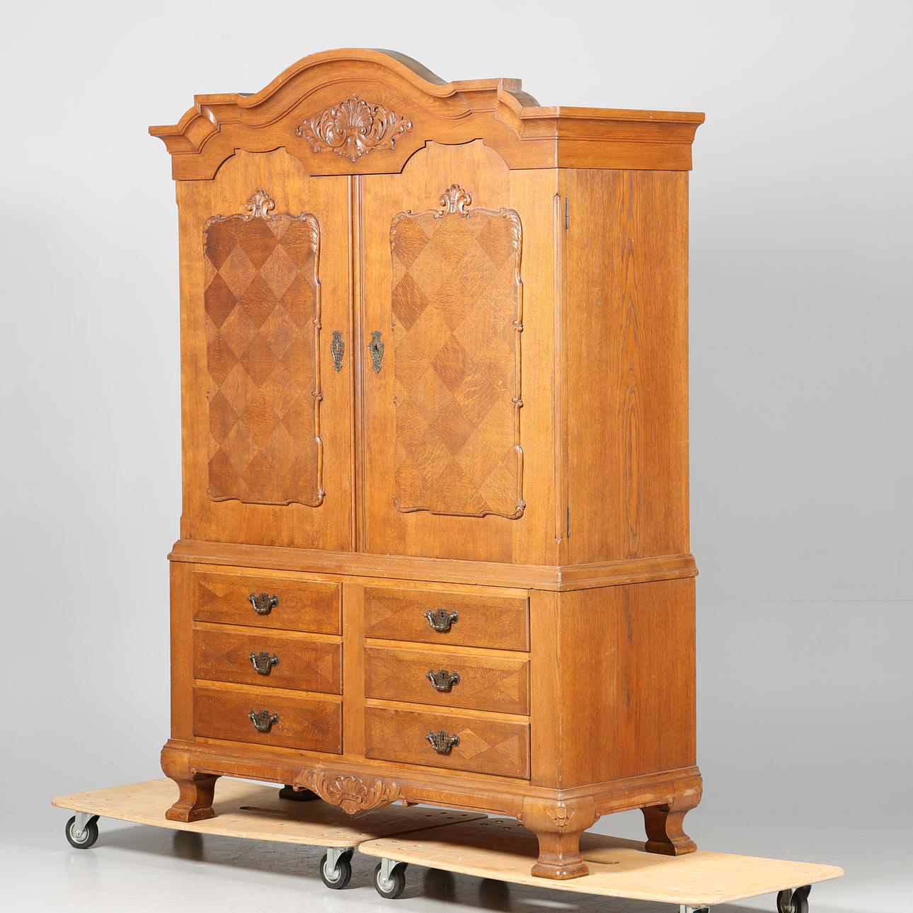 OLOHUONEKAAPPI, myöhäisbarokki.