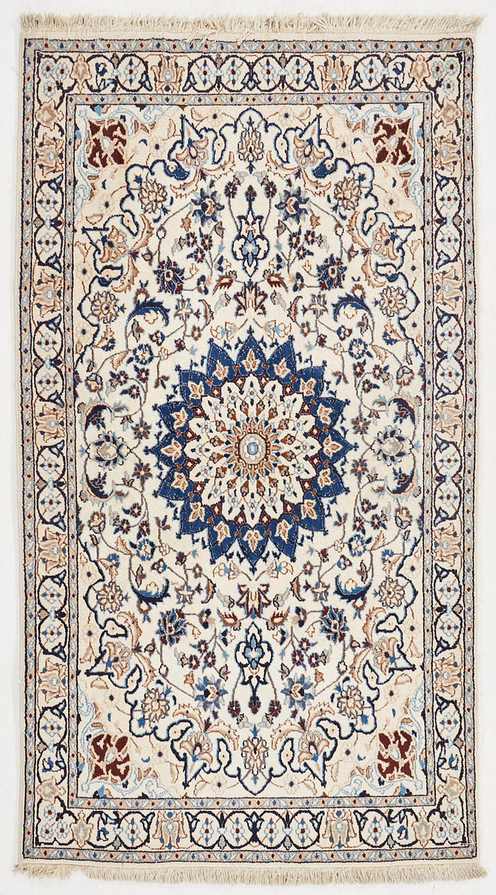 ORIENTTEPPICH, Nain, ca 115 x 210 cm.