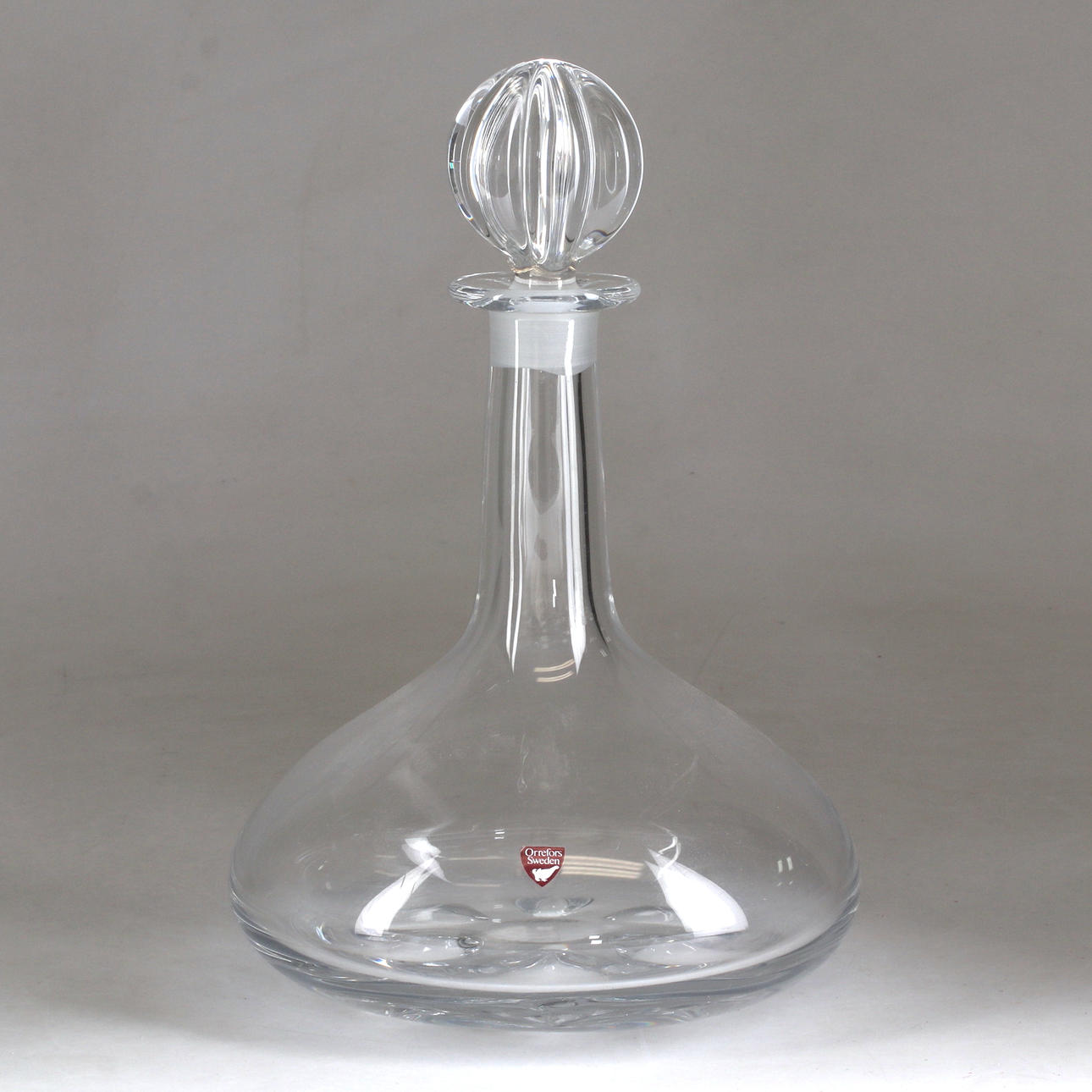 NILS LANDBERG. Karaffel, glas, Orrefors.