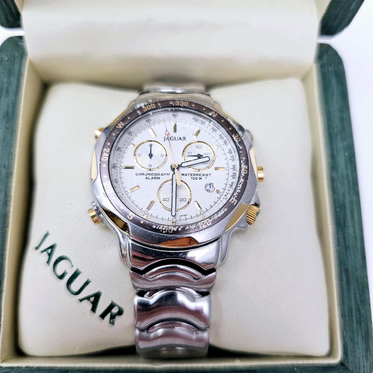 JAGUAR KLOCKA. STOPPUR.